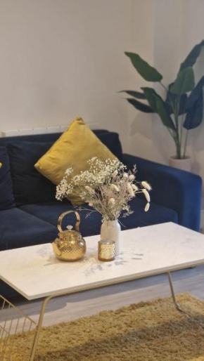 2 Bed Luxury City Centre Flat